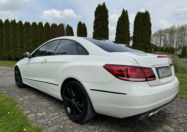 Mercedes-Benz Klasa E cena 99000 przebieg: 181401, rok produkcji 2015 z Włocławek małe 742